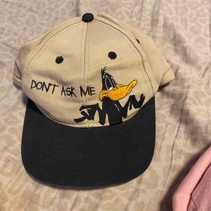 Vintage 90s looney tunes hat Daffy Duck